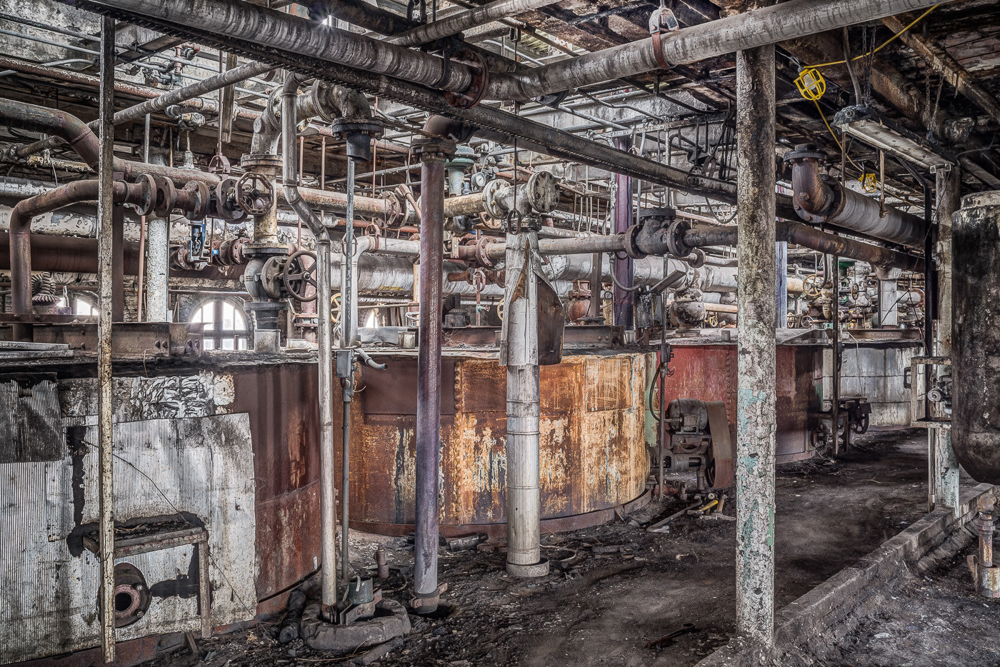 In Images: The Domino Sugar Factory's Beautiful Decline - Image 22 of 43