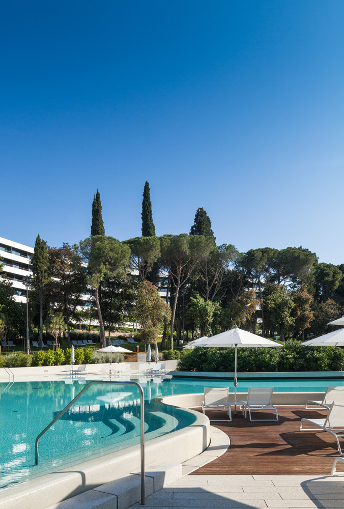 Piscinas Externas de Lone / 3LHD - Imagem 21 de 22