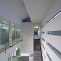 Headquarters of the Complex of Nationally Relevant Laboratories for the Safety of Foods / AGM - University, Facade, Handrail