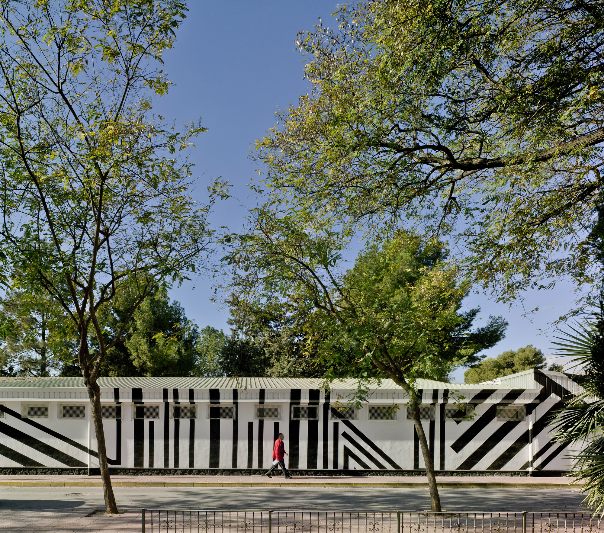 Nuestra Señora del Rosario School Renovation / Martin Lejarraga, © David Frutos | BISimages
