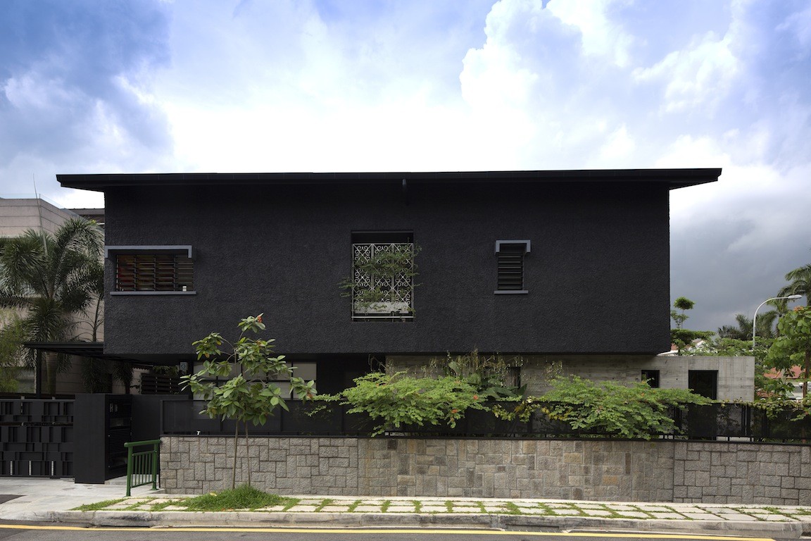 Gallery of The Extended House / Formwerkz Architects 10
