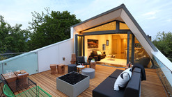 The Vanglo House / LWPAC