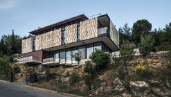 Tahan Villa / BLANKPAGE Architects