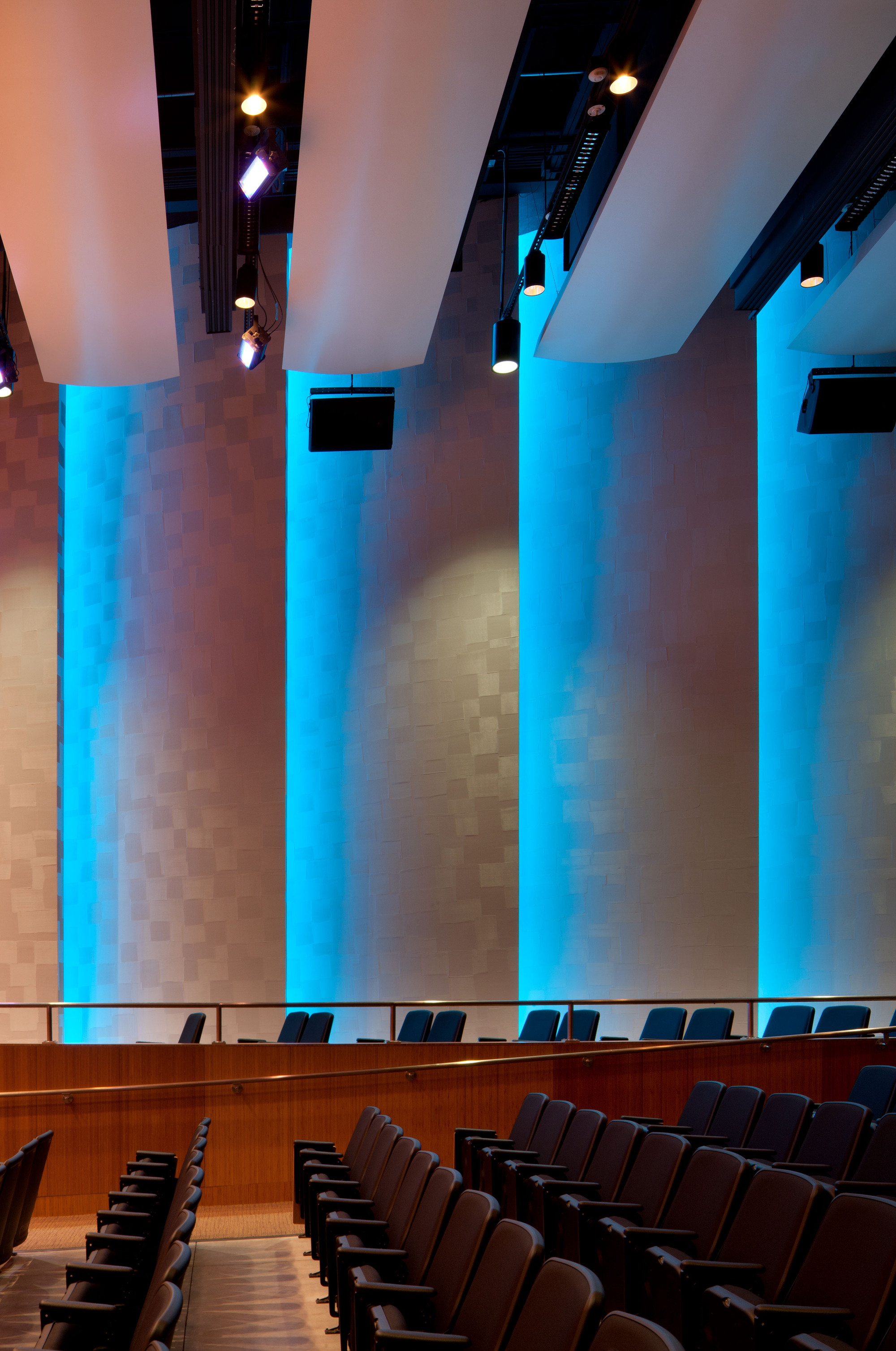 Gallery of Wenatchee Valley College Music and Arts Center / Integrus Architecture 16