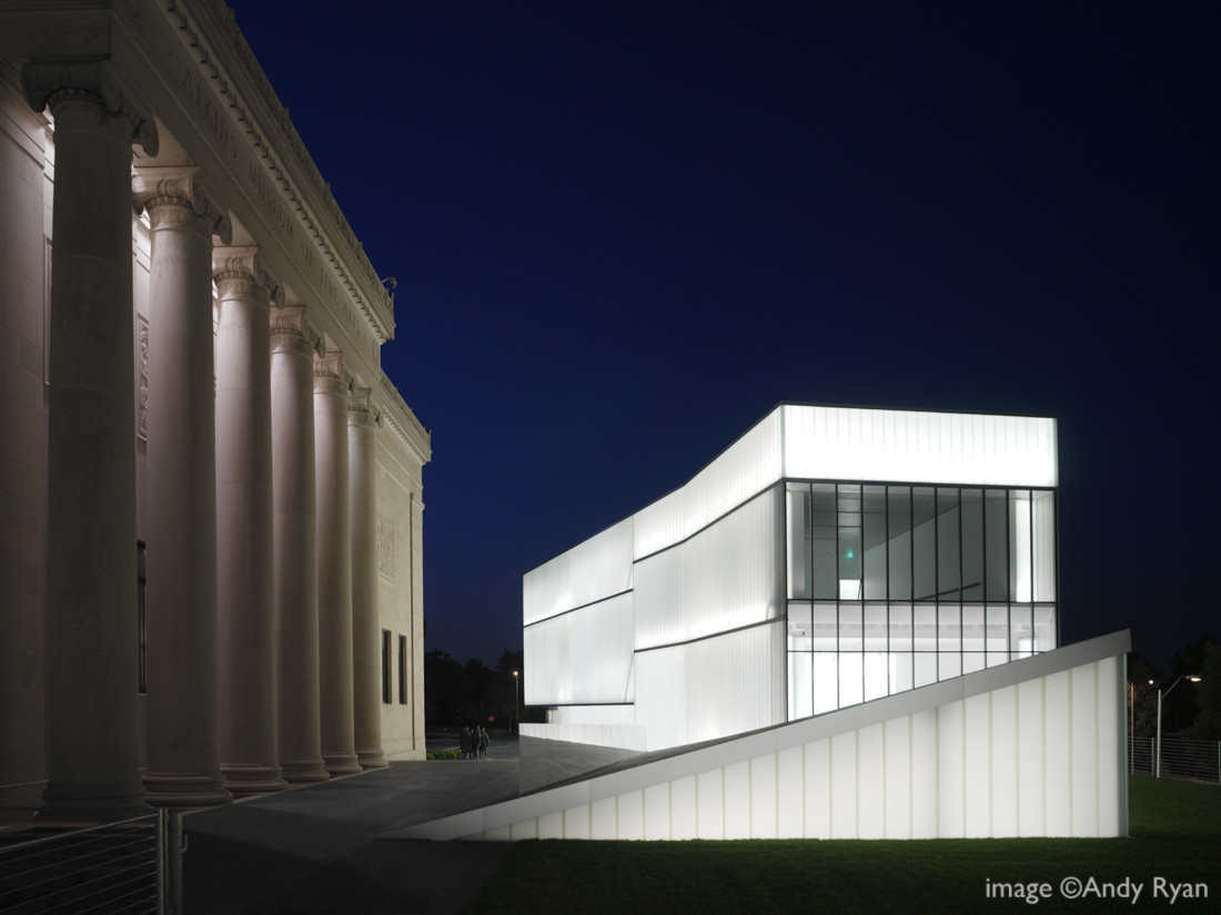 Galería de Museo de Arte NelsonAtkins / Steven Holl Architects 2