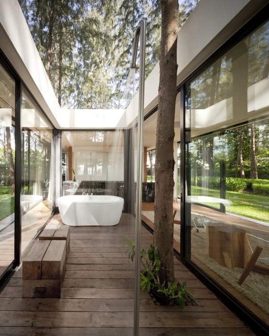 Cortesia de Duangrit Bunnag Architects