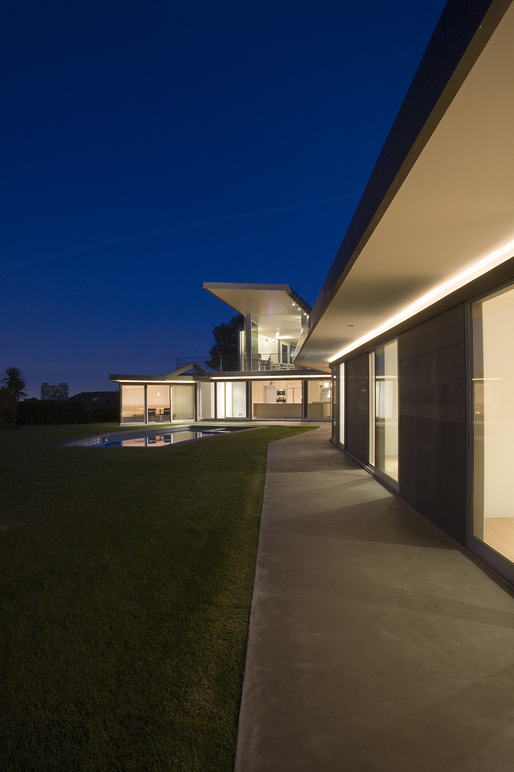 Gallery of Tigertail / Patrick Tighe Architecture 8