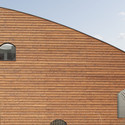 House of a Backstage / y+M - Windows, Brick, Facade