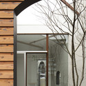 House of a Backstage / y+M - Windows, Brick, Facade, Arch