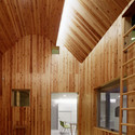 House of a Backstage / y+M - Windows, Beam