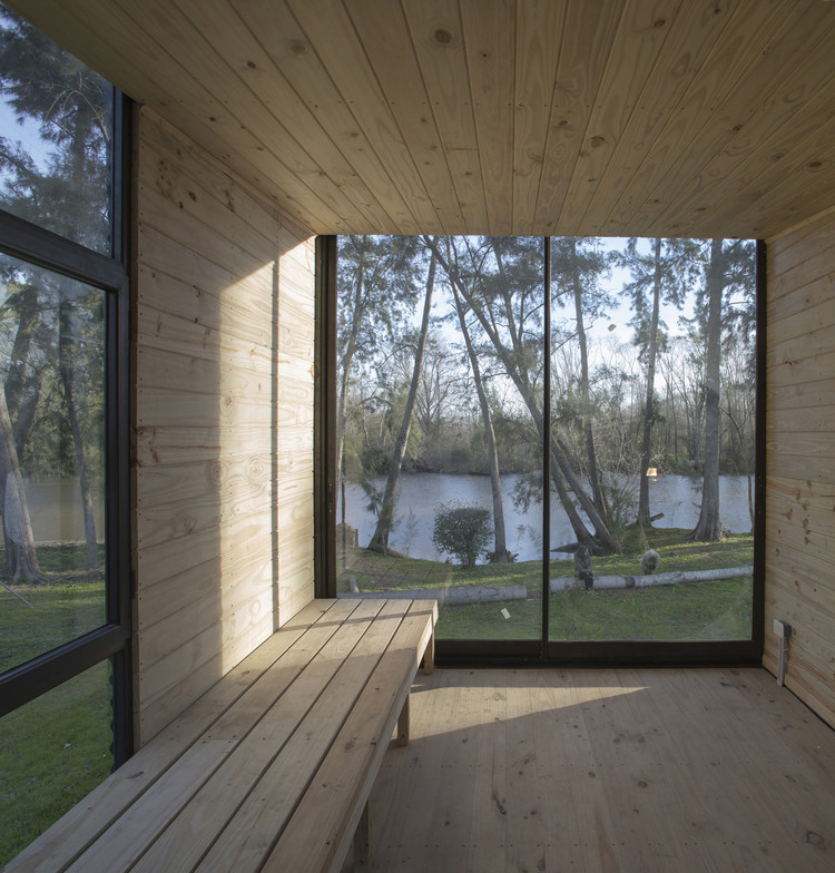 Cabaña Delta / AToT-Arquitectos todo Terreno - Ventanas, Fijación Vigas, Terraza