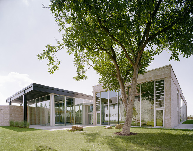 Jardín de infantes y guardería “Kunterbunt” / Ecker Architekten - Imagen 7 de 46