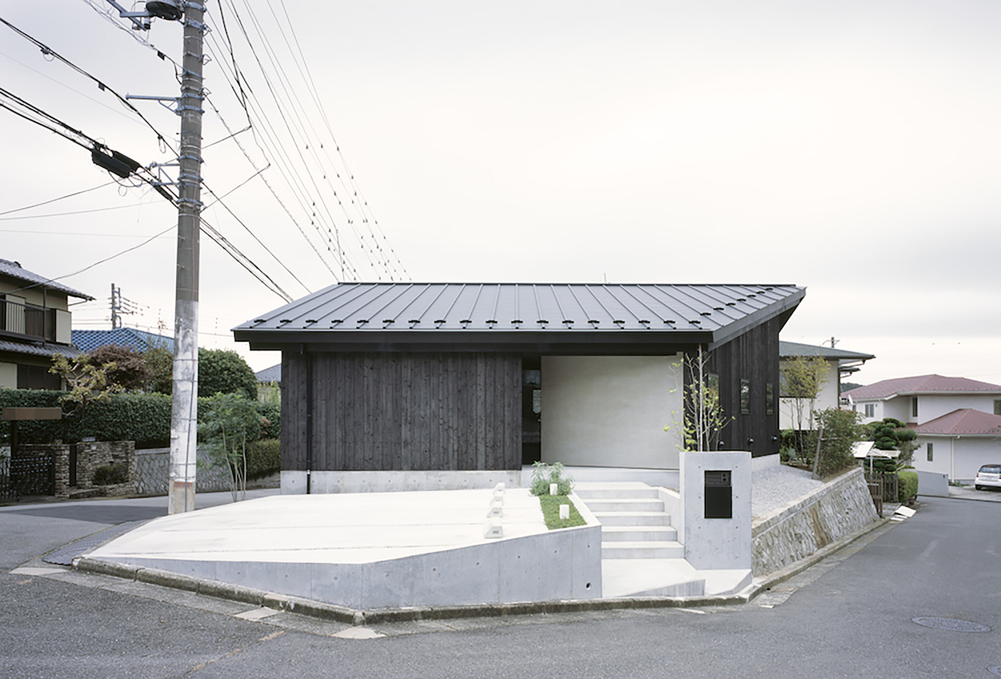 © Masao Nishikawa