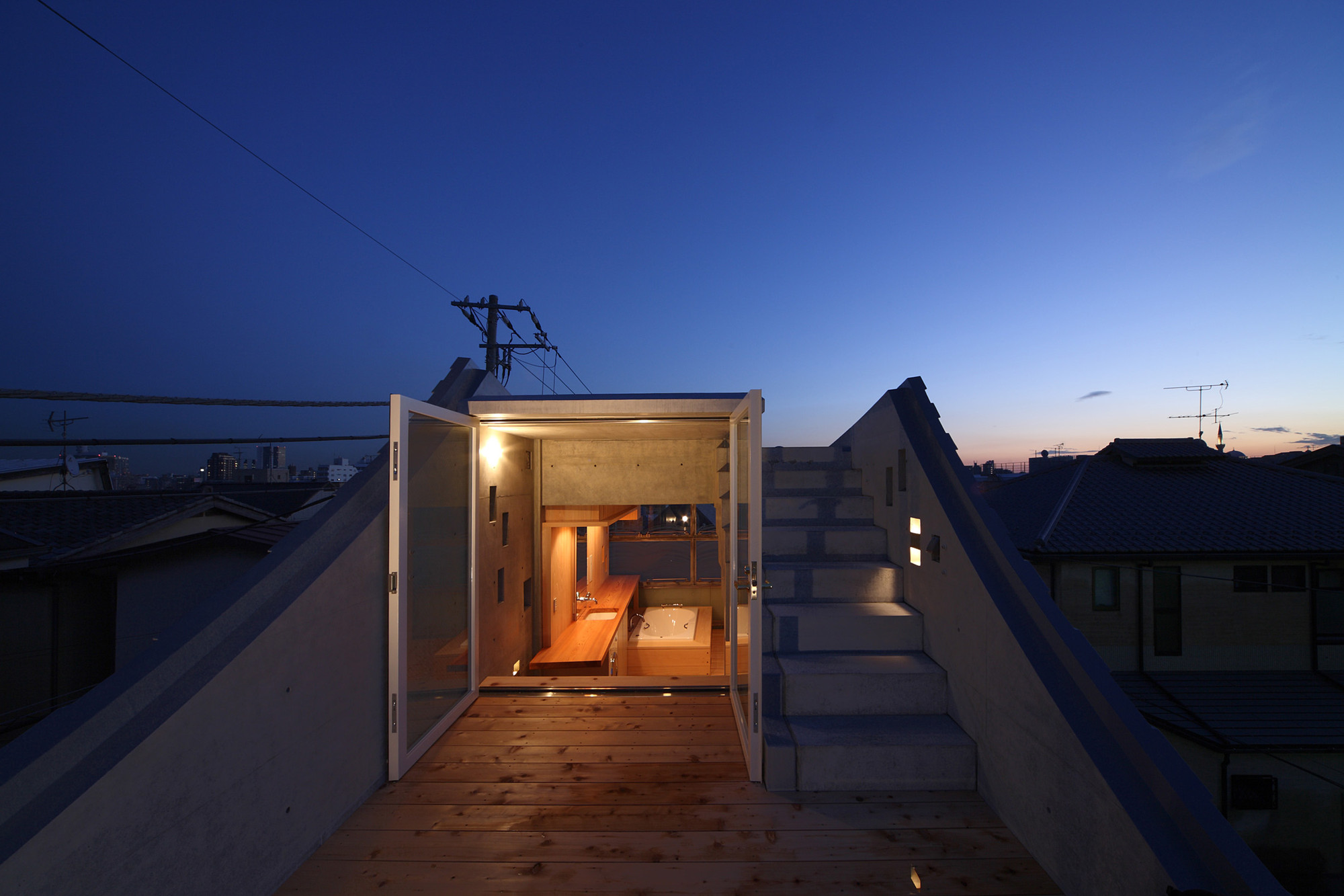 © Ohno Shigeru