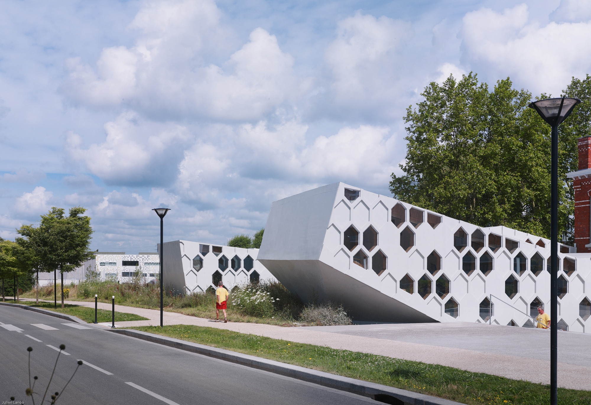 Courtesy of D’HOUNDT+BAJART Architects & Associates
