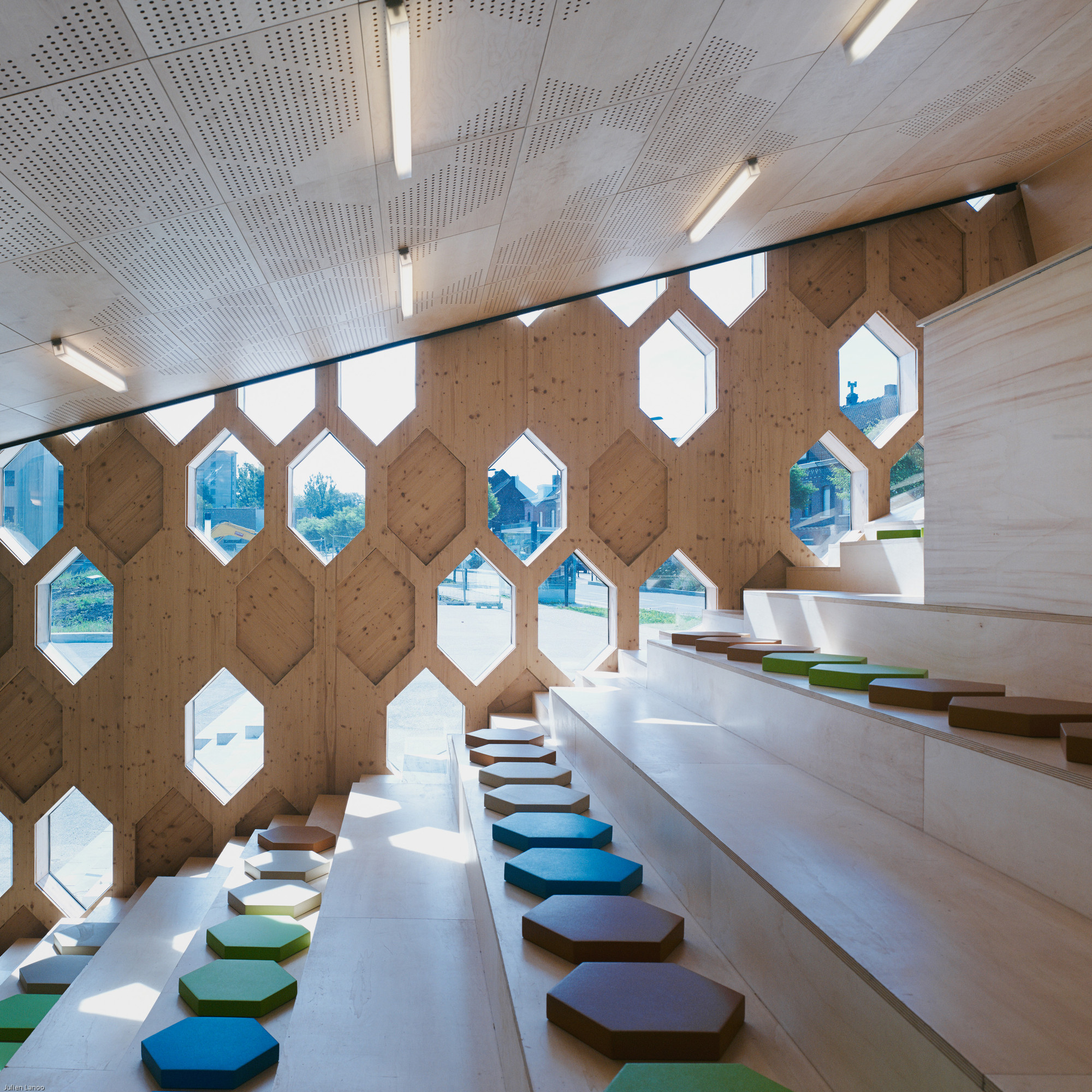 Courtesy of D’HOUNDT+BAJART Architects & Associates