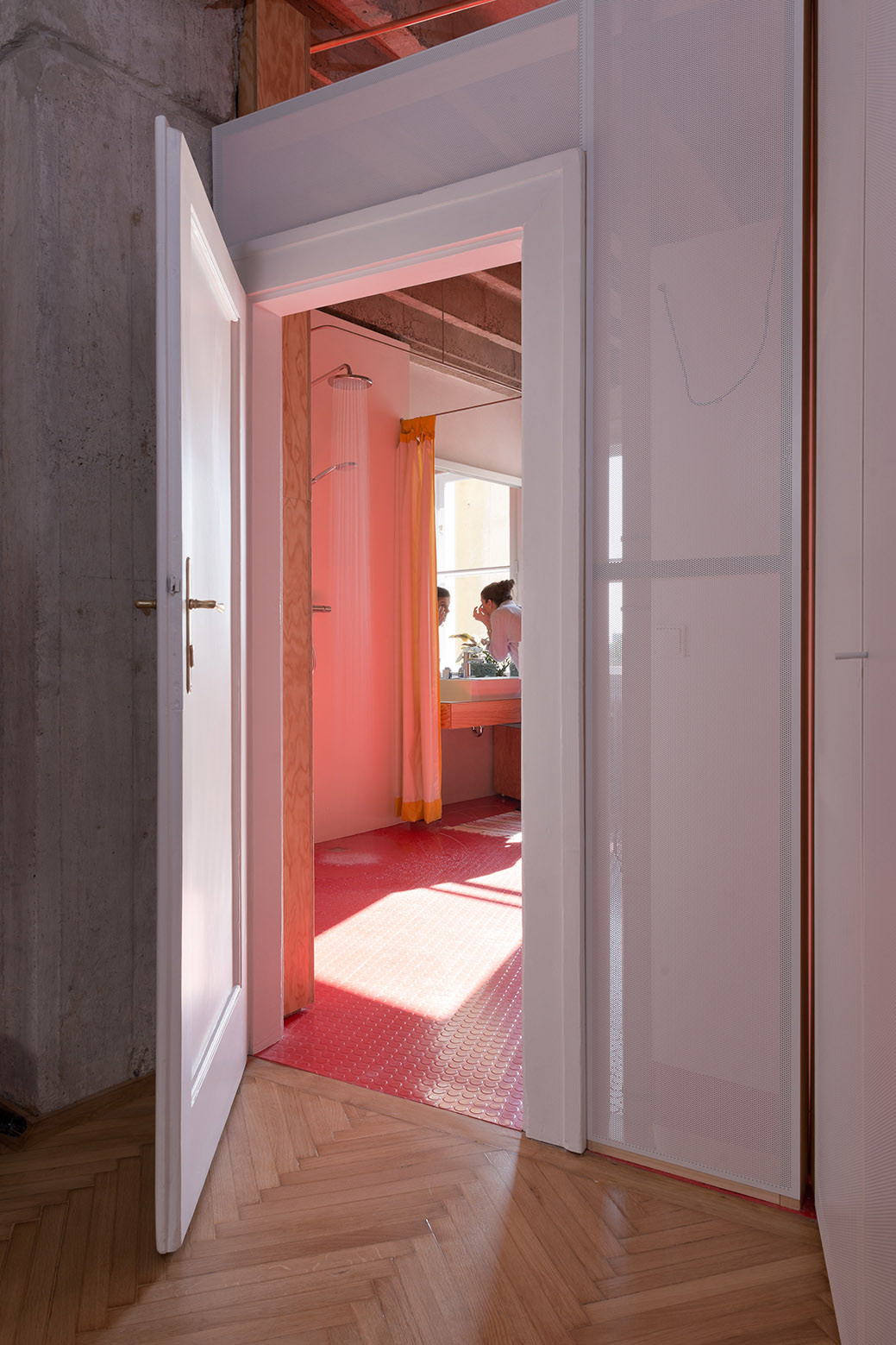Gallery of Loft in Bratislava / GutGut - 12