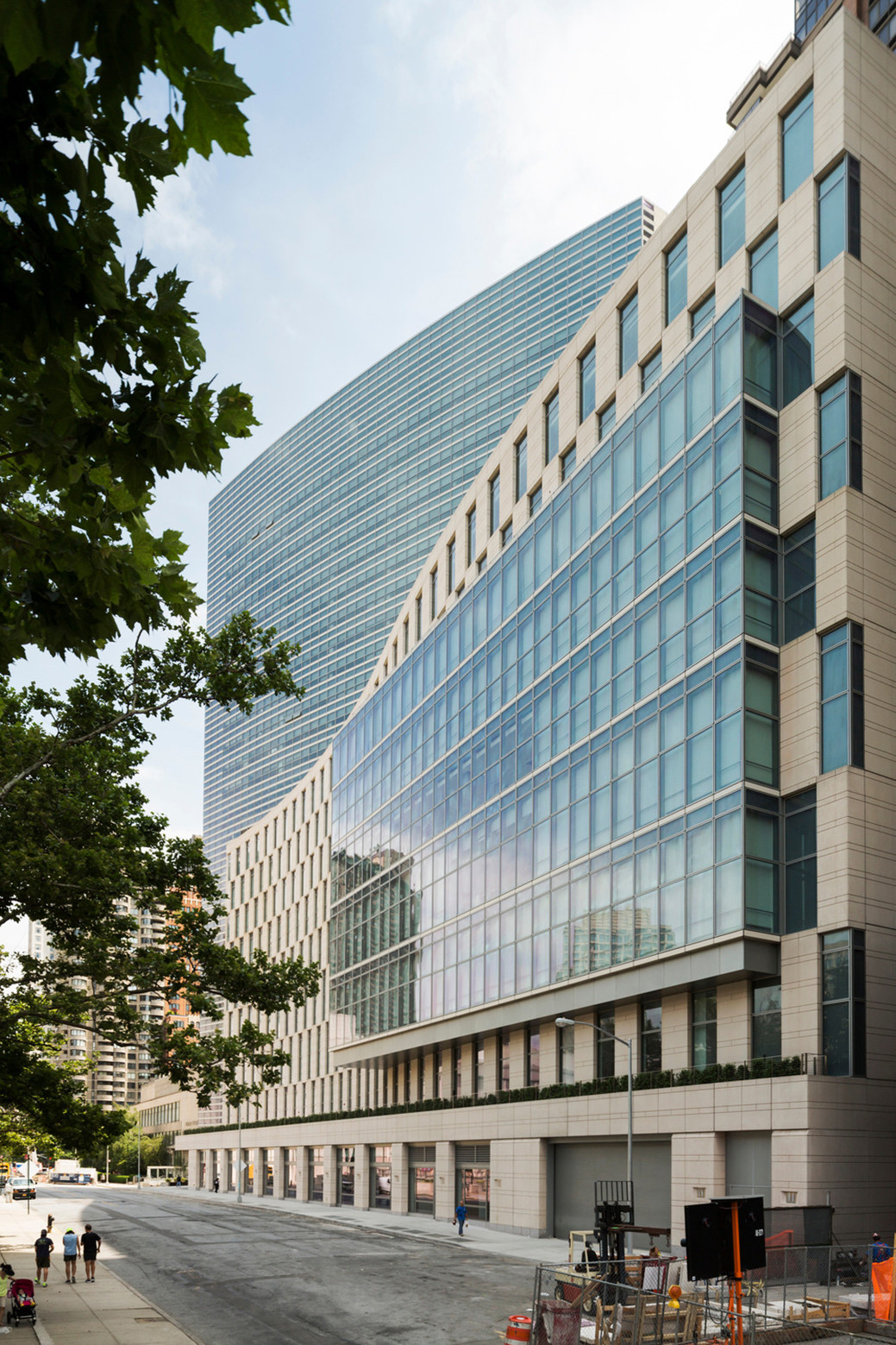 Gallery of New Fordham Law School / Pei Cobb Freed 7