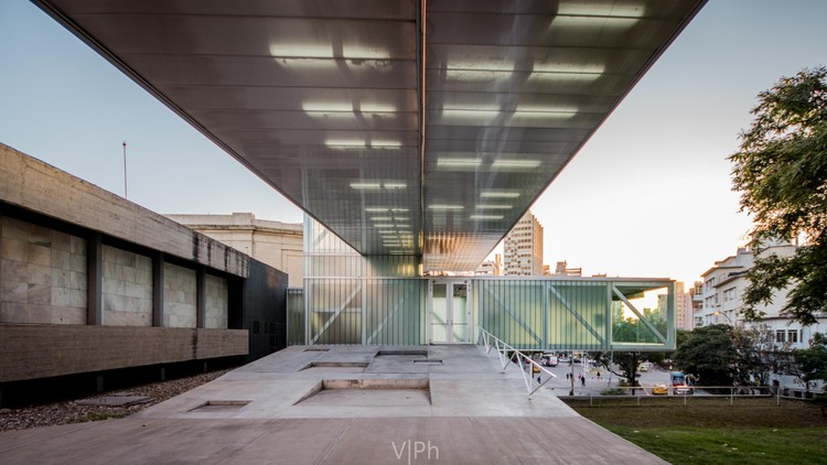 Museu Provincial de Belas Artes Emilio Caraffa / GGMPU Arquitectos + Lucio Morini - Renovação