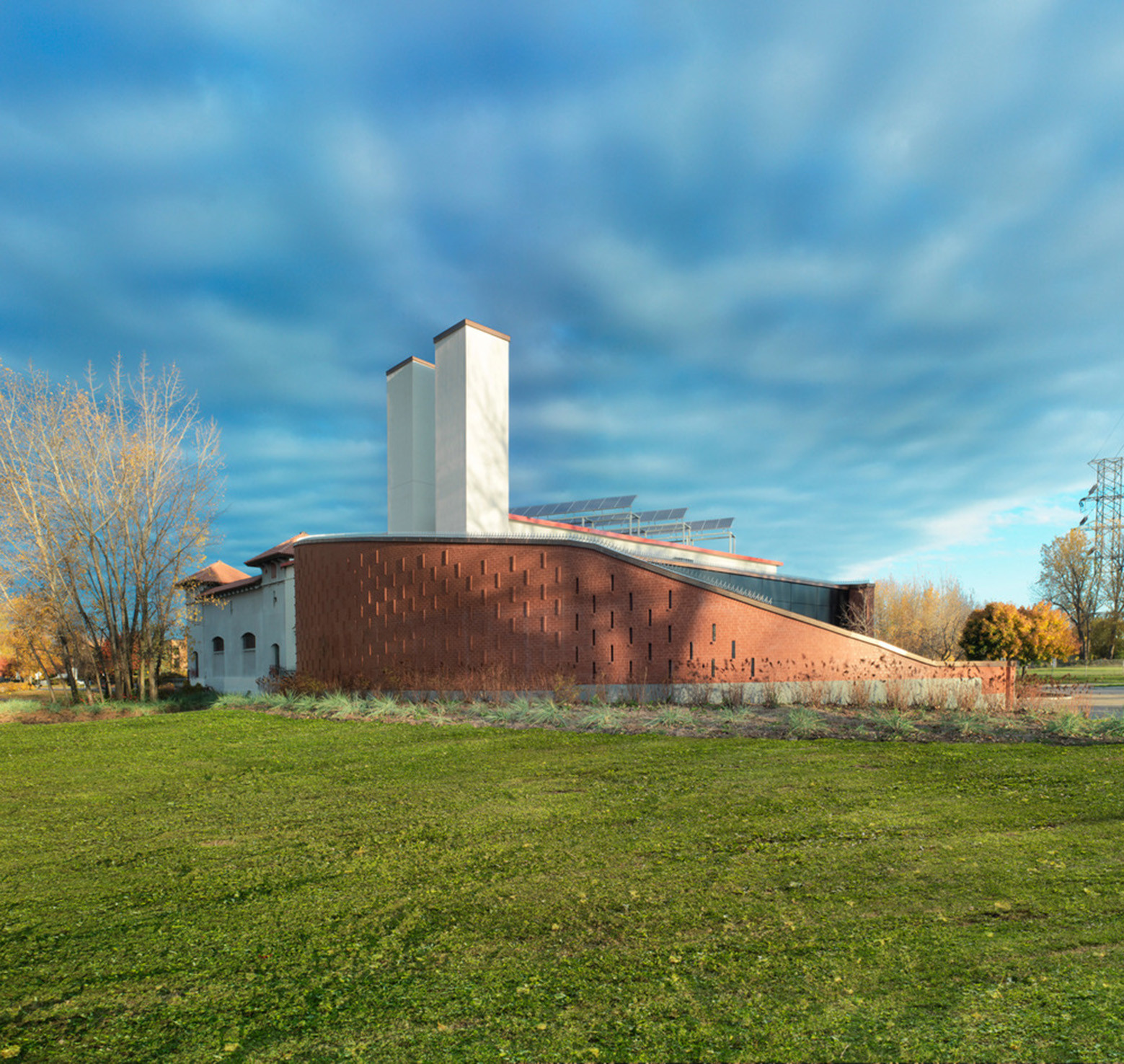 LaSalle Waterworks Building / Affleck de la Riva architects, © Marc Cramer