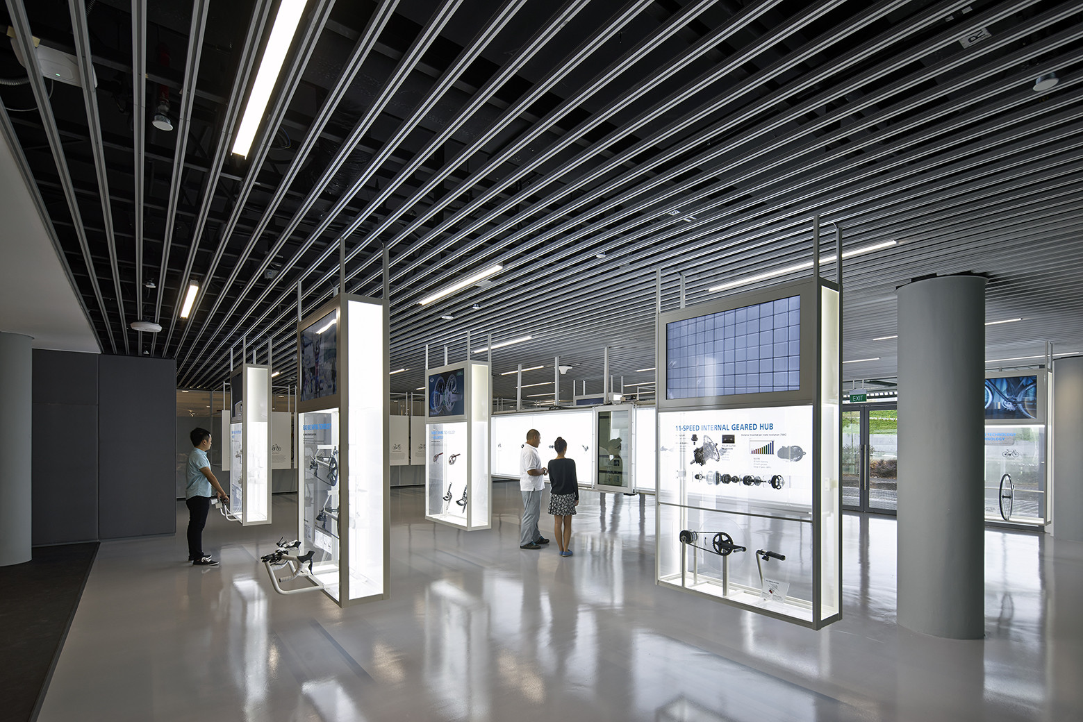 Gallery of Shimano Cycling World / Eight Inc - 9