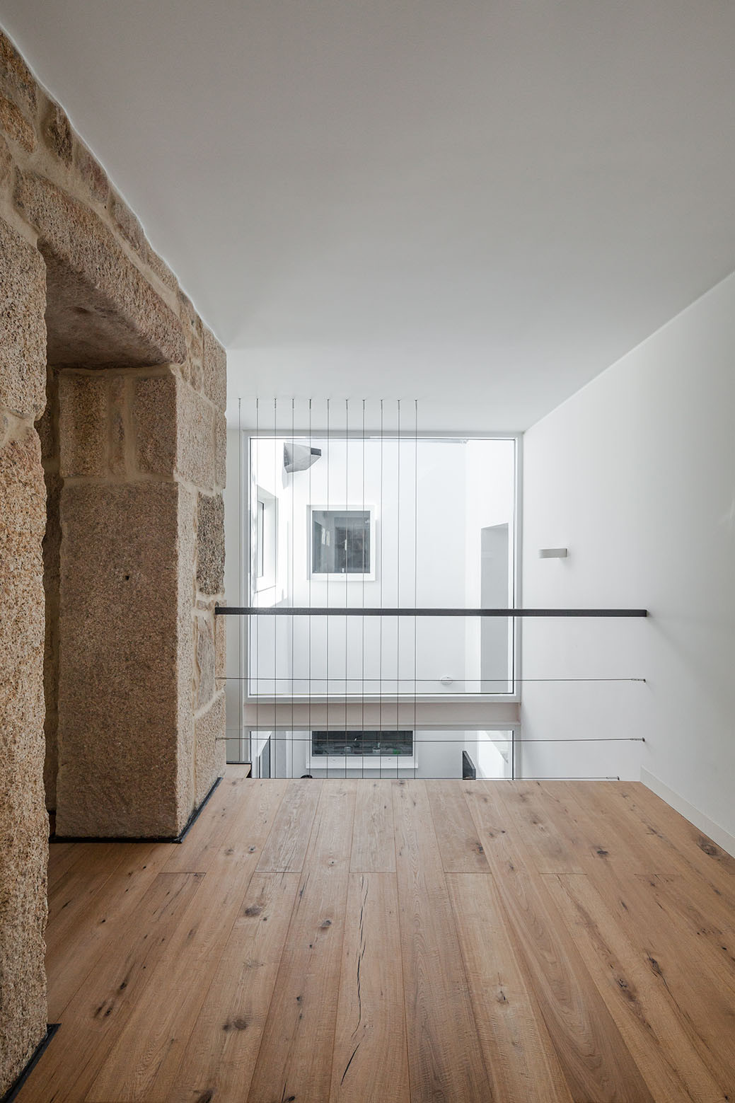 Gallery of JA House / Maria Ines Costa + Filipe Pina - 23