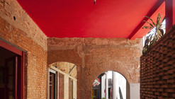 Ilona House / Grupo Culata Jovái