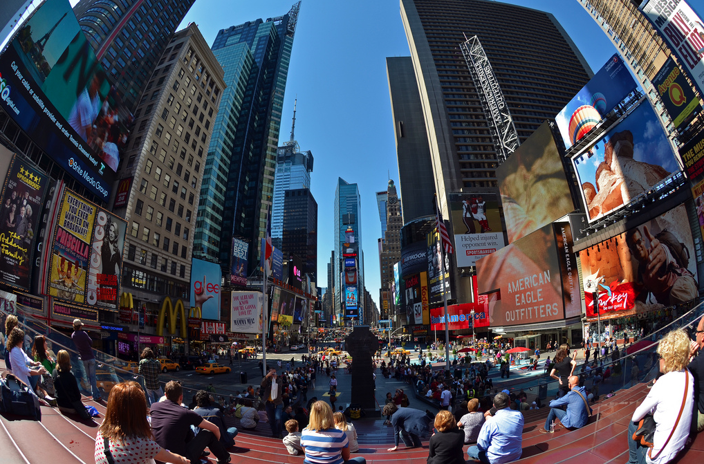 Times Square, Nova Iorque © Brian Digital, via Flickr. Used under <a href='https://creativecommons.org/licenses/by-sa/2.0/'>Creative Commons</a>