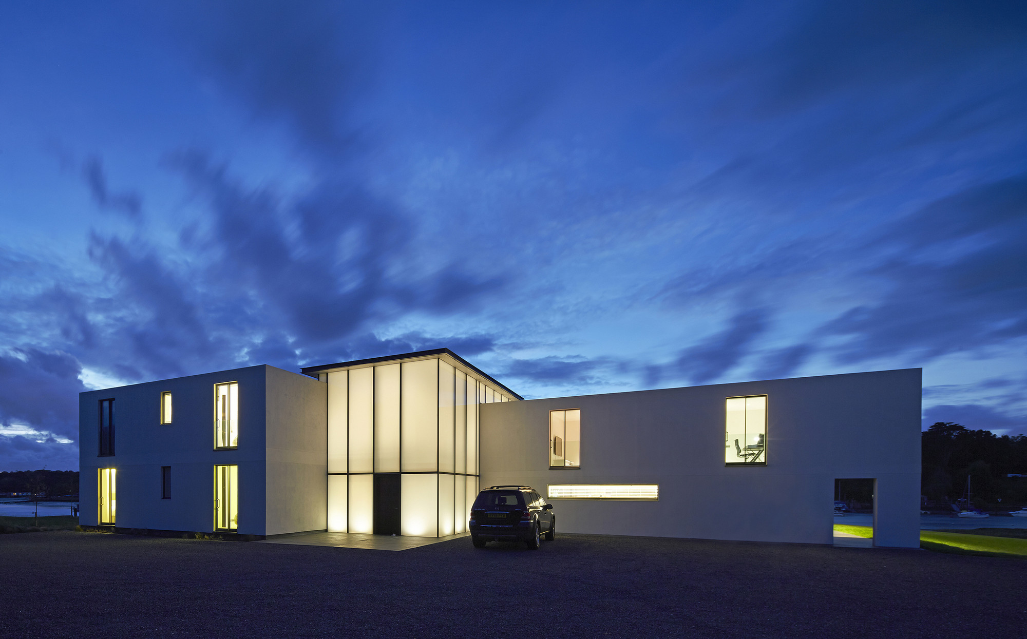 © Hufton+Crow