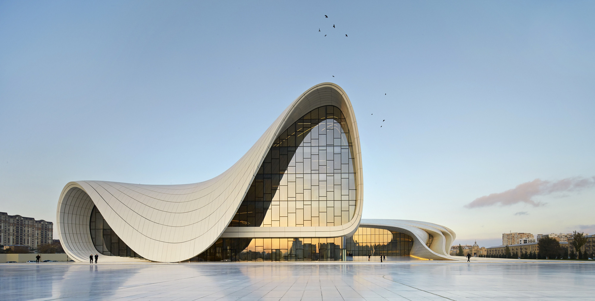 Feliz Cumplea os Zaha Hadid ArchDaily M xico Feliz Cumplea os Zaha Hadid ArchDaily M xico
