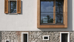 Refurbishment of an Old Barn  / Arcoquattro Architettura