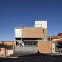 3xkb / TDA - Casas, Fachada