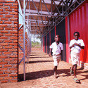 Escuela Primaria y Centro Comunitario Legson Kayira / Architecture for a Change - Sustentabilidad