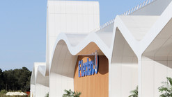 Les Océanides Mall / Atelier REC