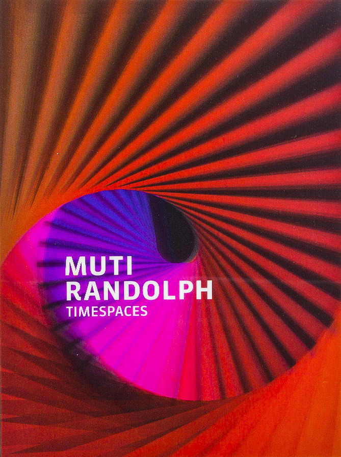 Lançamento do livro “Timespaces” de Muti Randolph no MIS-SP - Imagem 2 de 4