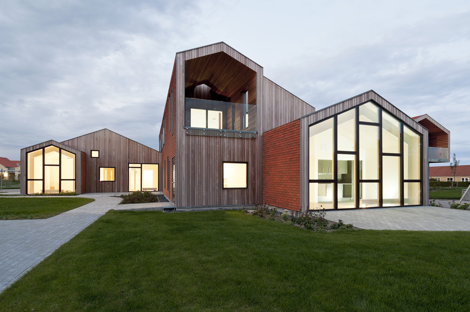 Gallery of Children’s Home / CEBRA - 4