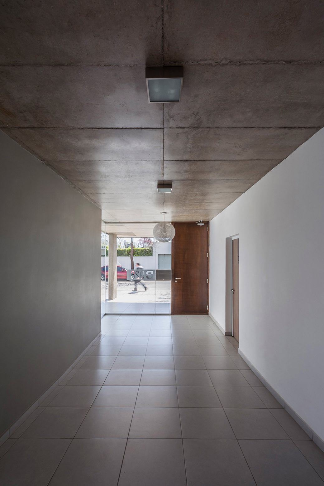 Edificio B928 / Claudio Walter Arquitectos Asociados - Imagen 13 de 23
