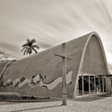 Oscar Niemeyer, en perspectiva - Image 2 of 4