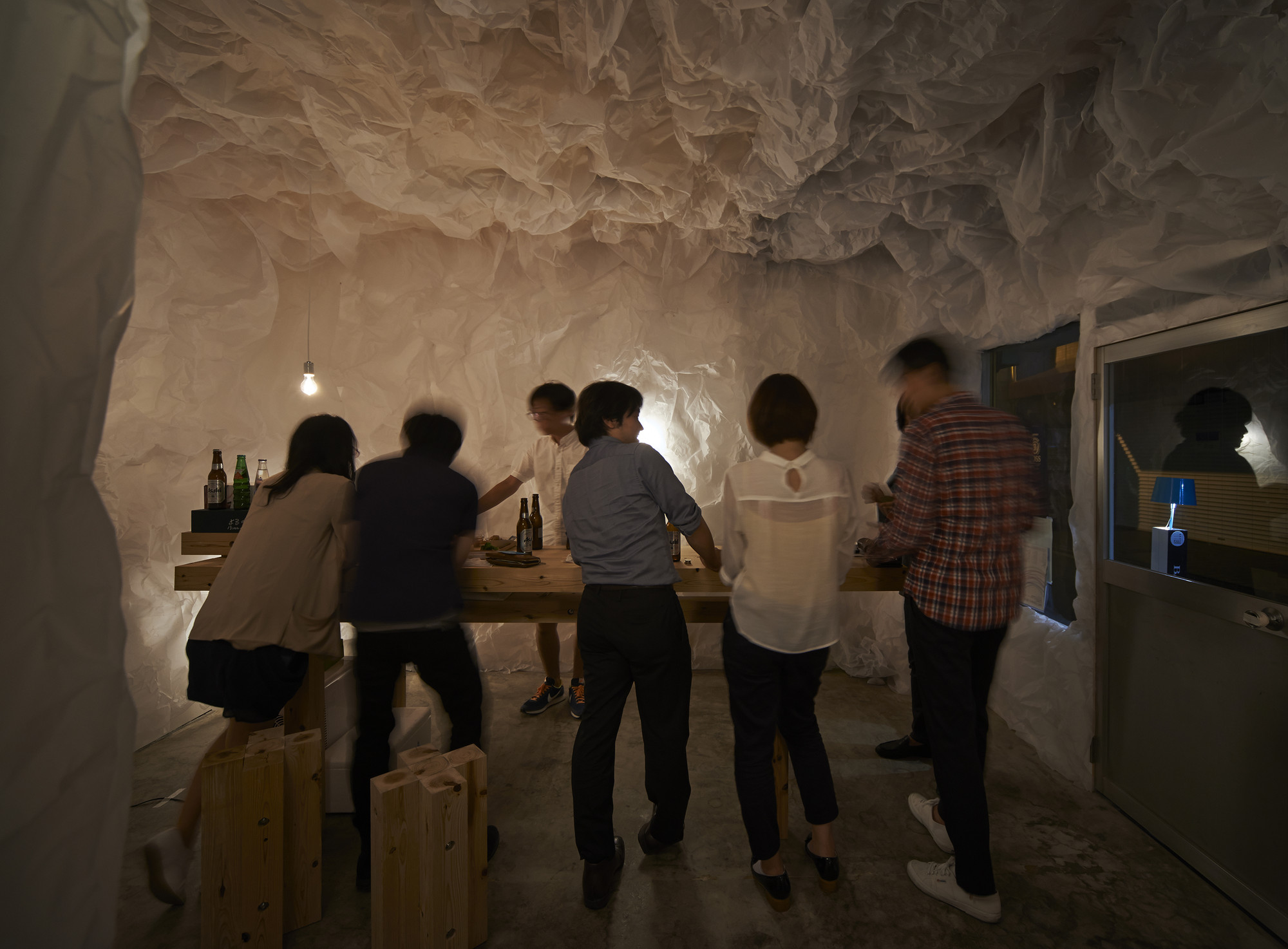 Yorunoma Bar / Naoya Matsumoto, © Takeshi Asano