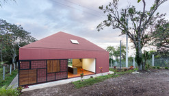CF House / Christian Calle Figueroa