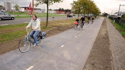 World’s First Solar Bicycle Lane Opens in Amsterdam