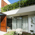 Residência das Algas / MarchettiBonetti+ Arquitetos Associados - Houses, Garden, Facade, Door, Chair, Table