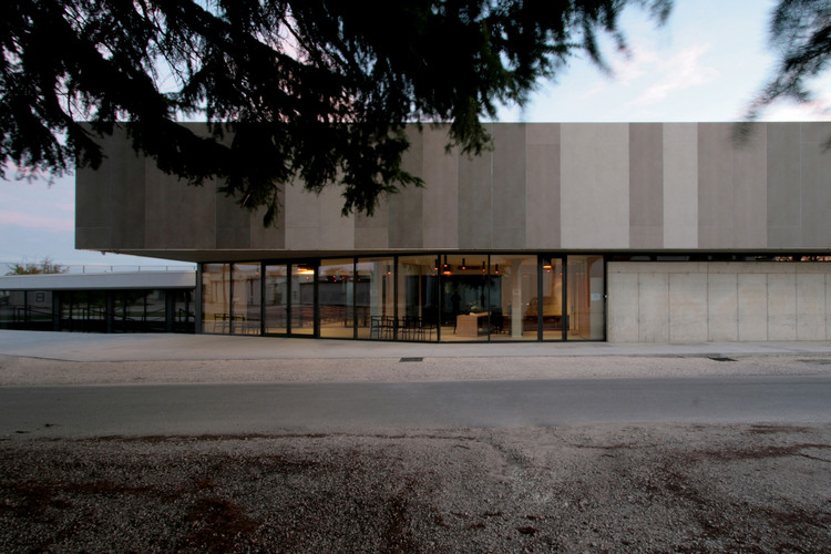 New Crematorium in Copparo / Patrimonio Copparo - Facade