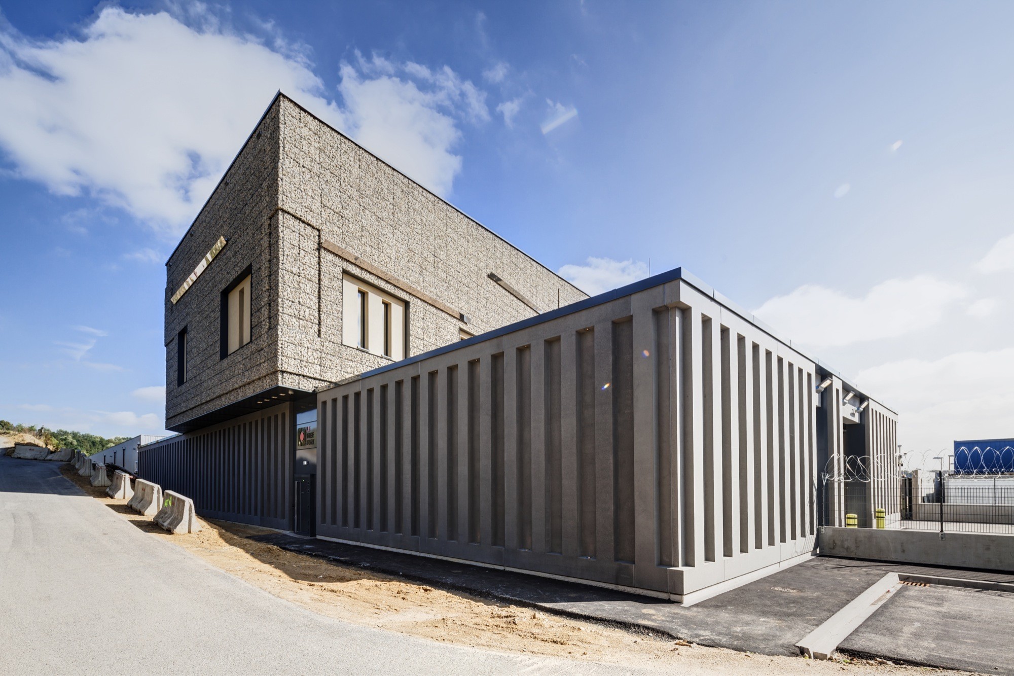 Gallery of The Luxembourg Freeport / Atelier d ...