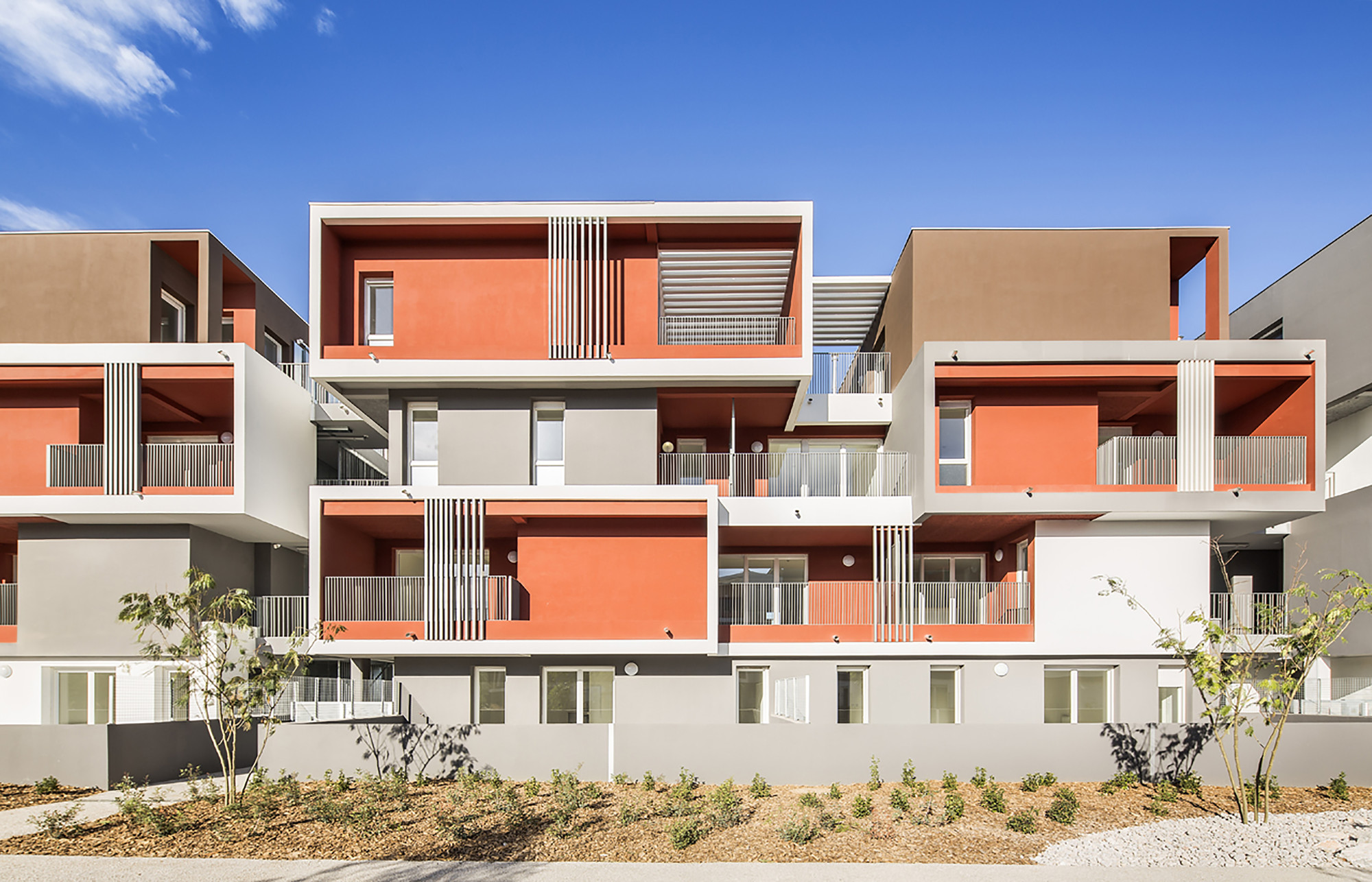 141 Viviendas / MDR Architectes, © Mathieu Ducros