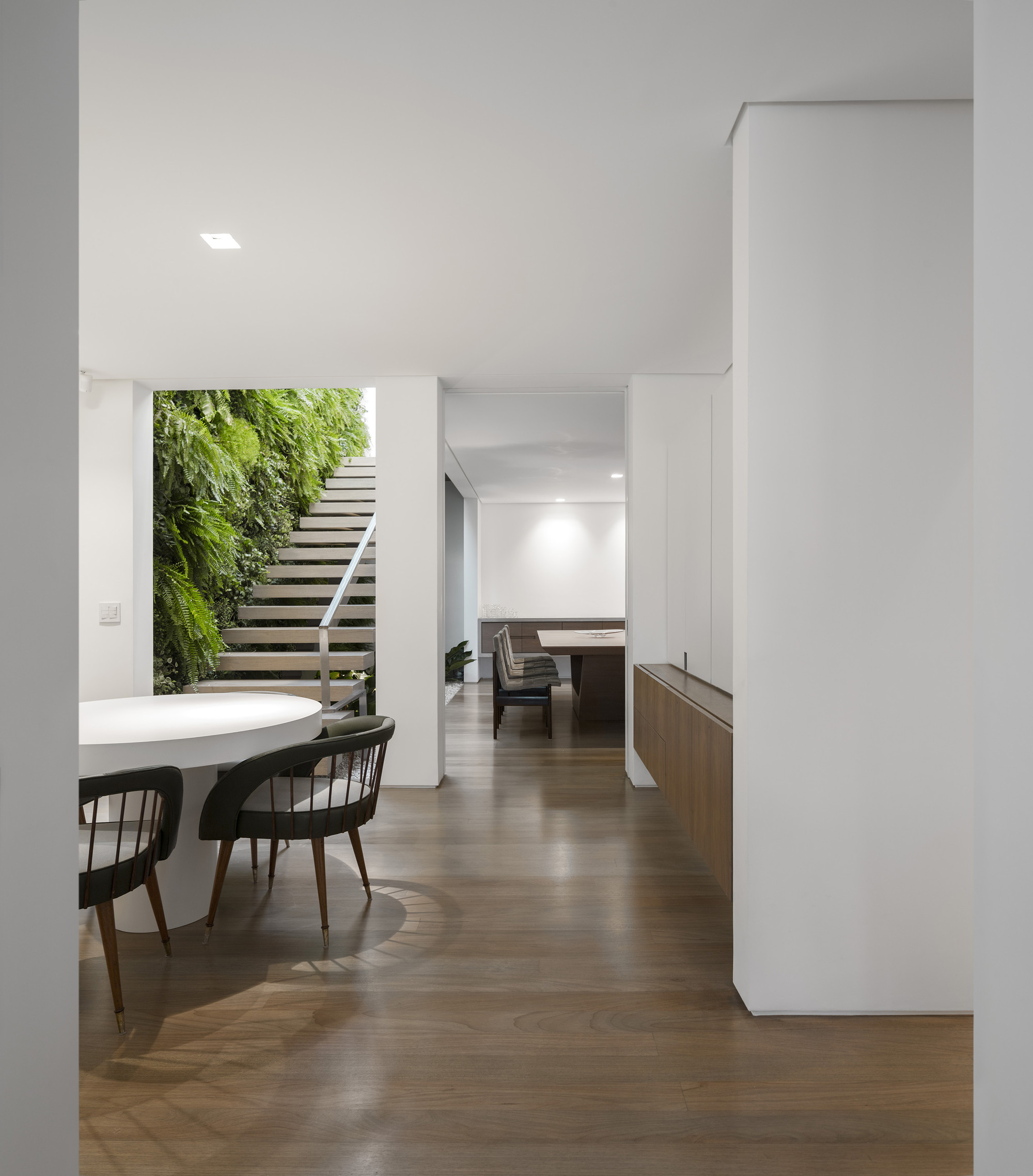 Gallery of K House / Studio Arthur Casas - 12
