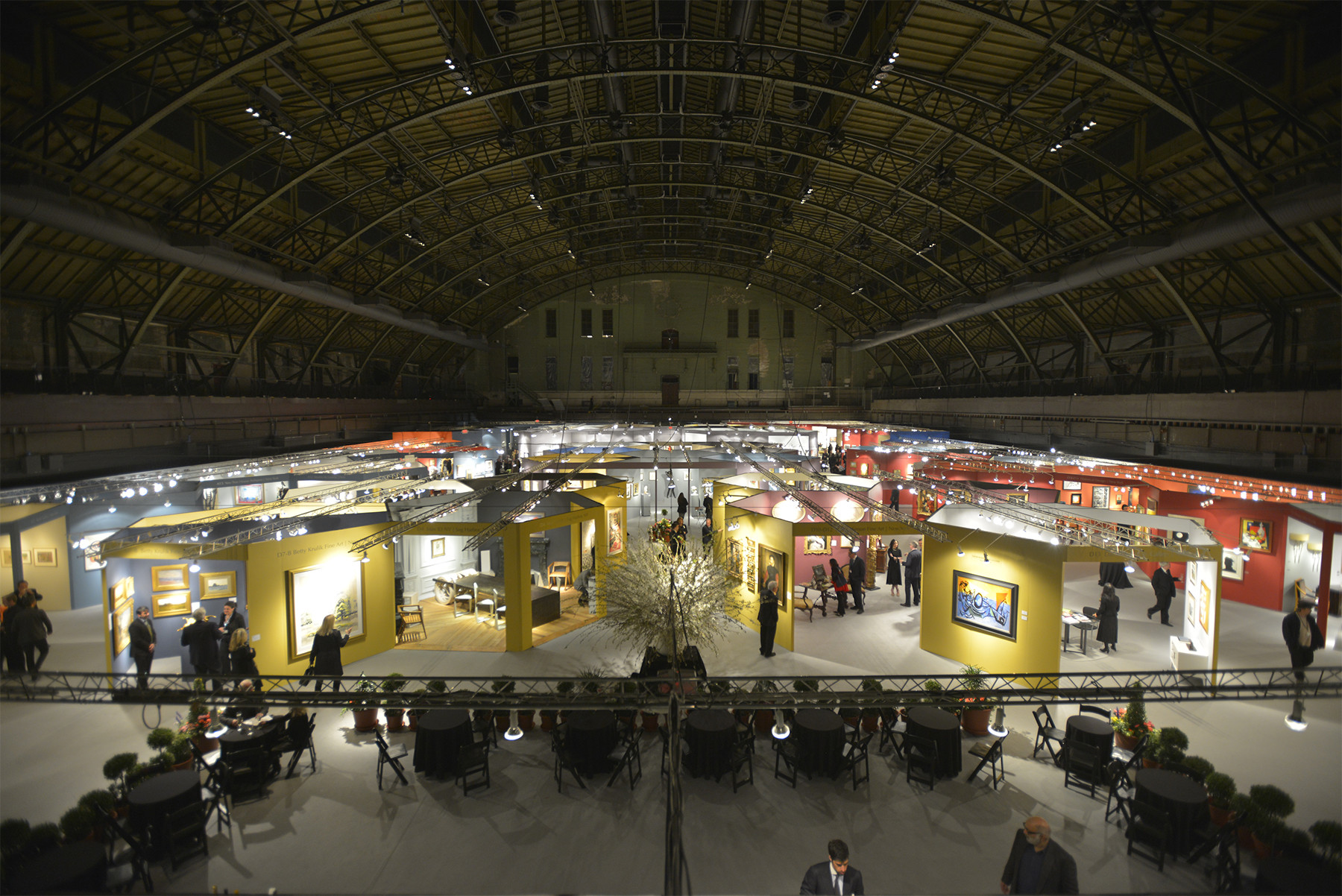 Rafael Viñoly's Structural Experiment at Park Avenue Armory, The Exhibition Space (updated February 2015). Image © Román Viñoly