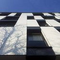 Edificio Residencial en la Calle Vase Stajića / Kuzmanov and Partners - Vivienda Colectiva