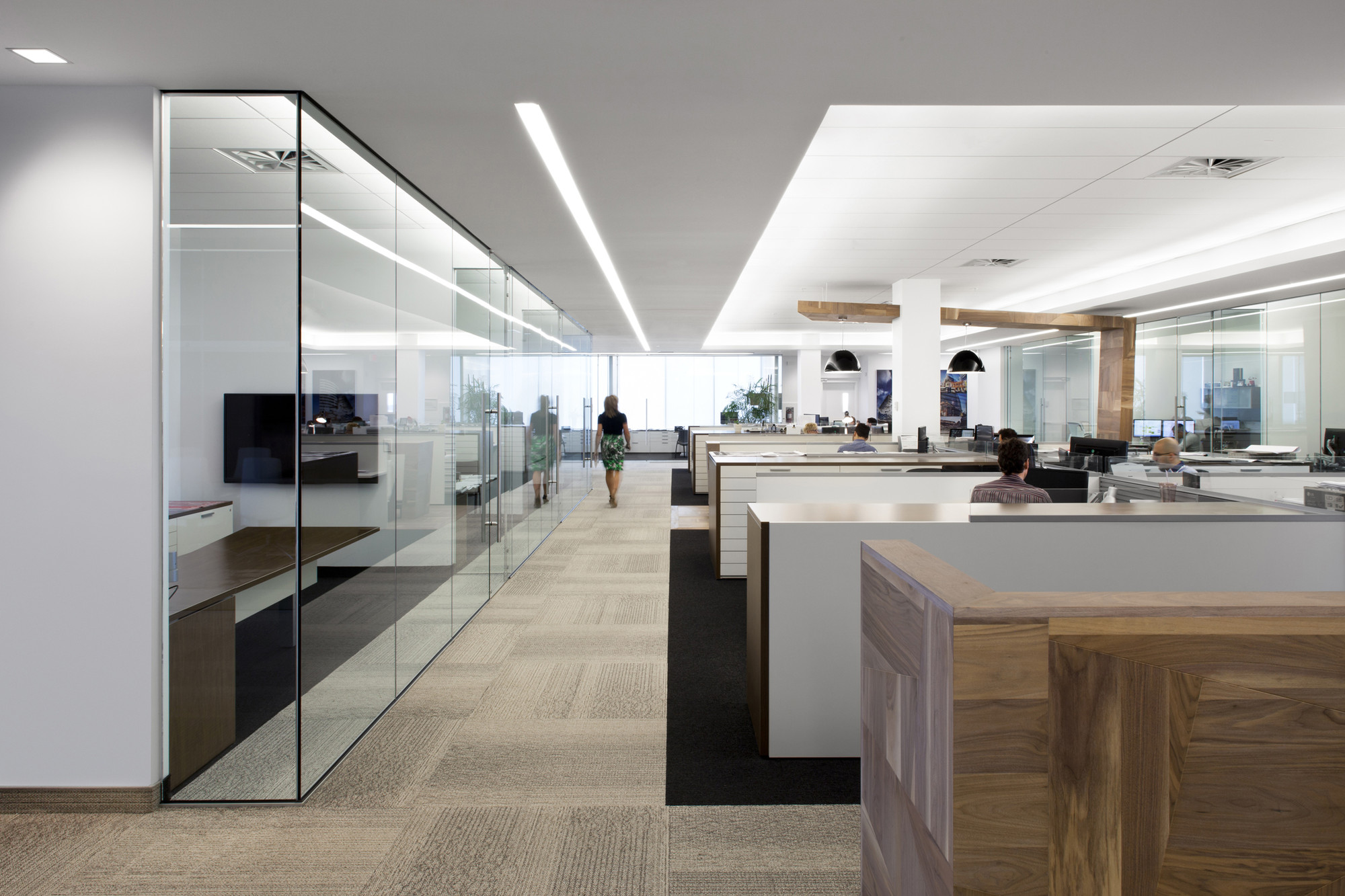 Gallery of Offices Broccolini Construction / Figurr Architects