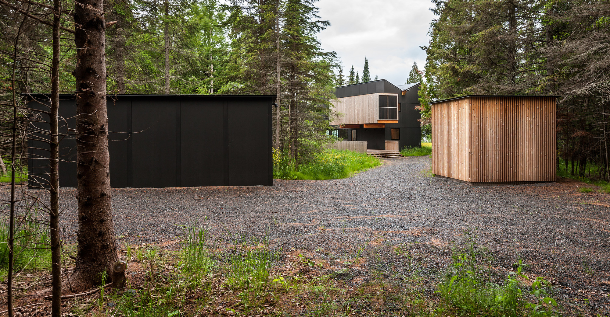 Refugio familiar / Salmela Architect - Imagen 12 de 29